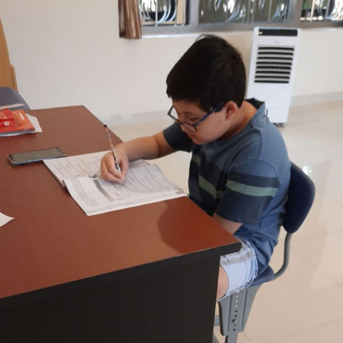 GELIAT BELAJAR SISWA KELAS IVB di TENGAH PANDEMI COVID -19