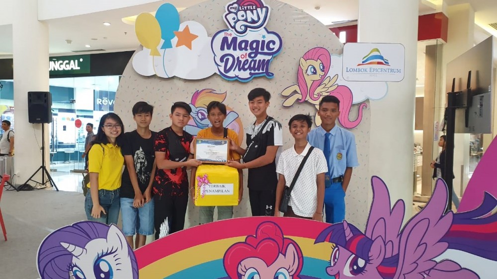 PENTAS SENI LOMBOK EPICENTRUM MALL