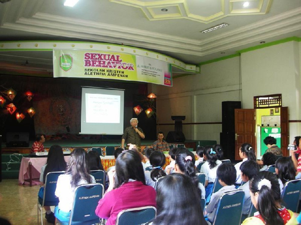 Seminar Sexual Behaviour (Kelas V - IX)