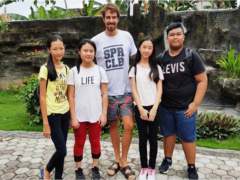 English Study Tour to Kute Beach