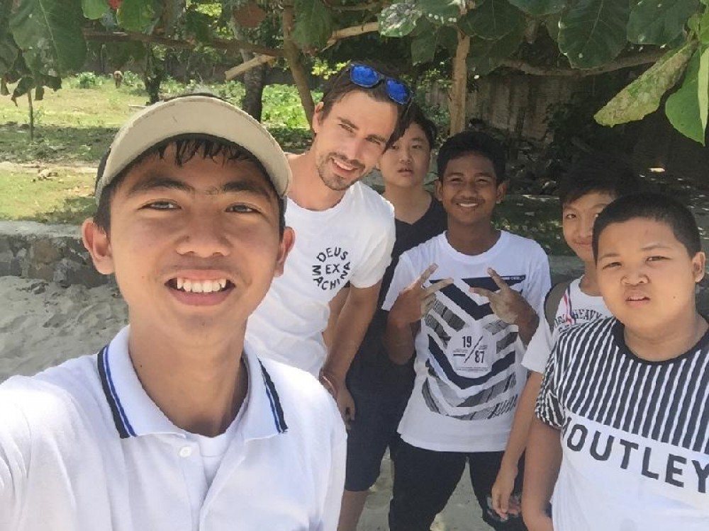 ENGLISH STUDY TOUR
