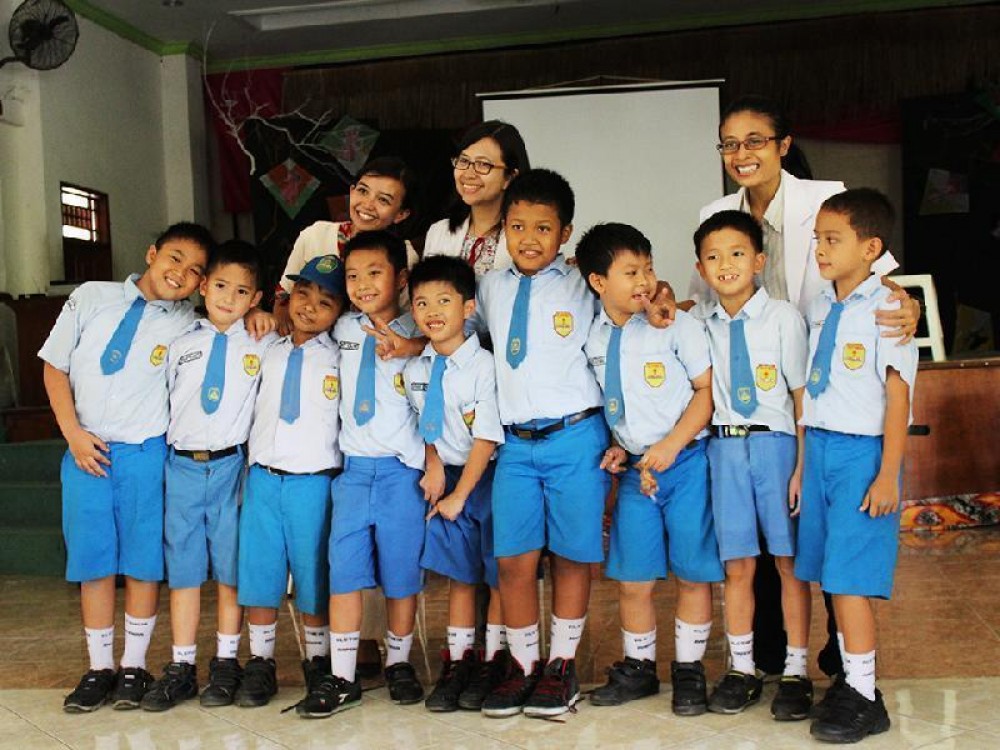 Pemeriksaan THT dan Mata oleh Rumah sakit Grha Ultima Medika