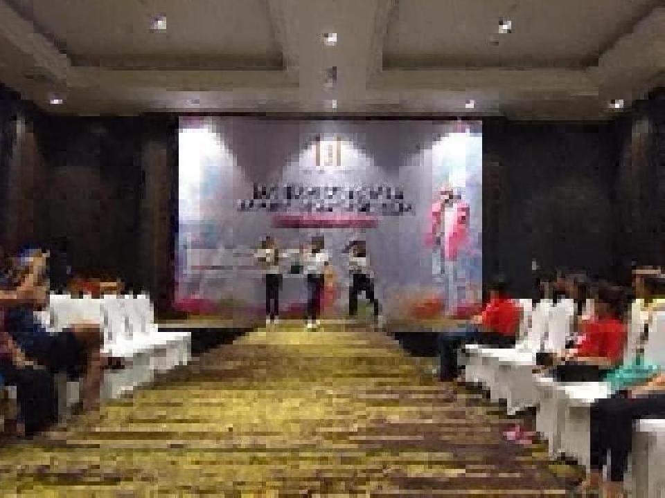 PENAMPILAN SISWA SISWI SD KRISTEN ALETHEIA DALAM MENGISI ACARA DI LOMBOK ASTORIA HOTEL MATARAM