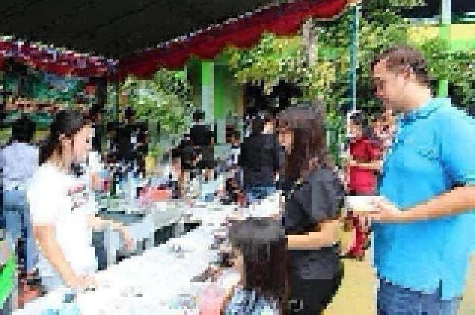 KEGIATAN ANTREPRENEUR DAY