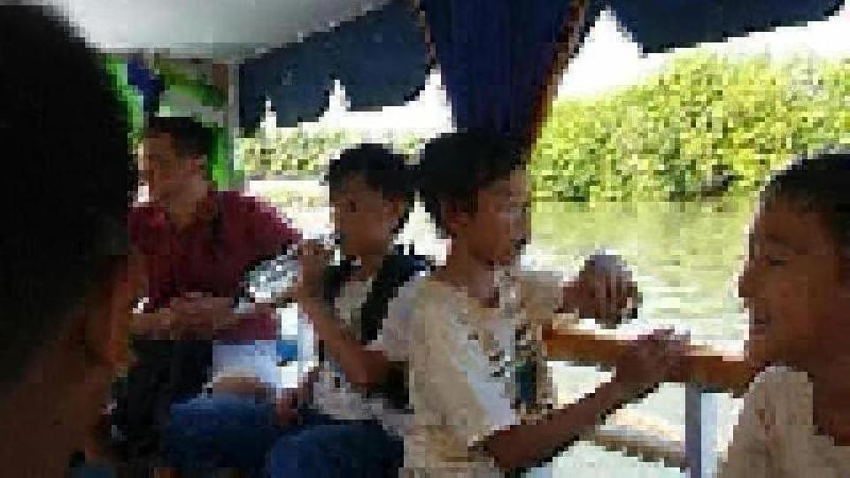 WIDYAWISATA KE HUTAN MANGROVE LEMBAR LOMBOK BARAT