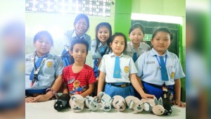 Hasil Ekstrakurikuler SD Kristen Alerltheia Mataram , Jumat, 30 Agustus 2019 " Membuat Boneka Poty" Wooooow Kereeeen !!!