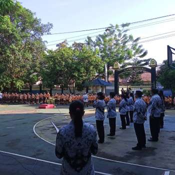 Upacara Peringatan Hari Guru Nasional (HGN) SD SMP Kristen Aletheia. Kamis, 25/11/2021