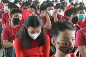 Perayaan Natal SMP Kristen Aletheia