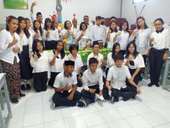 Kelas Bineka Suku Minahasa Kelas IXA