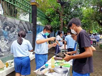 Aletheia Project Science Biotechnology "Rekayasa & Teknologi" Mengolah Tempe