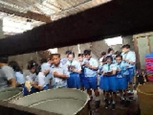 KUNJUNGAN SISWA KELAS 5 A DAN 5 B