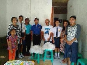 PEDULI KASIH NATAL SD, SMP KRISTEN ALETHEIA AMPENAN TAHUN PELAJARAN 2017/2018