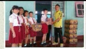 BERBAGI KASIH KEPADA KORBAN GEMPA DI LOMBOK