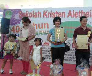 Lomba mewarnai di Lombok Epicentrum Mall